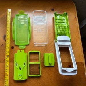 Genius Green Multi-Blade Vegetable Slicer Set